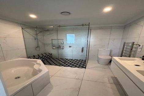 Photo of property in 11 Queen Charlotte Drive, Aotea, Porirua, 5024