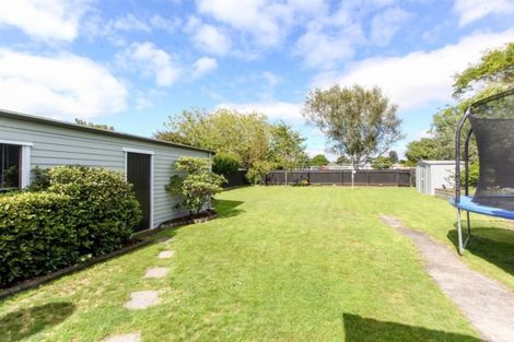 Photo of property in 18 Karaka Street, Merrilands, New Plymouth, 4312