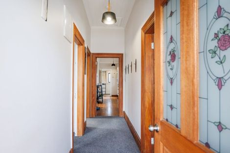 Photo of property in 9 Kingswood Street, Takaro, Palmerston North, 4412