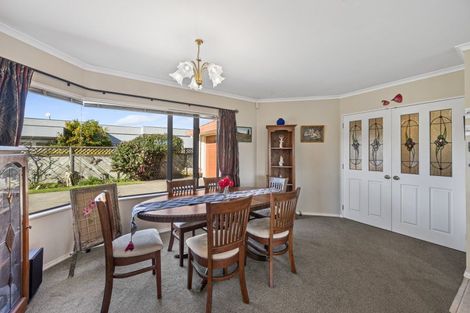 Photo of property in 527c Main North Road, Bay View, Napier, 4104