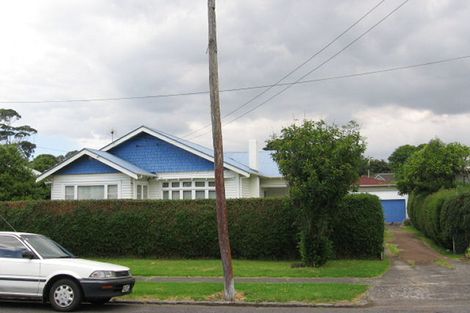 Photo of property in 36 Queensway, Three Kings, Auckland, 1024