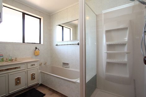 Photo of property in 10 Veitches Road, Casebrook, Christchurch, 8051