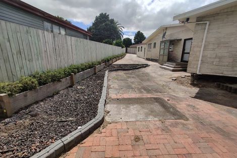 Photo of property in 31 Leaver Place, Weymouth, Auckland, 2103