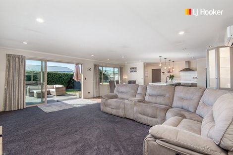 Photo of property in 1 Watt Street, Mosgiel, 9024