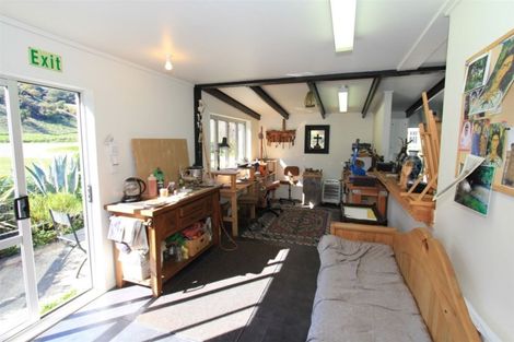 Photo of property in 6676 Christchurch Akaroa Road, Takamatua, Akaroa, 7581