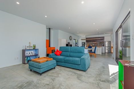 Photo of property in 858d Rangiotu Road, Rangiotu, Palmerston North, 4477