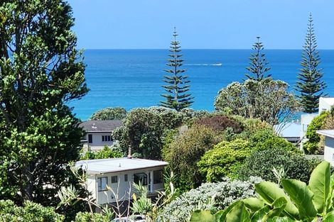 Photo of property in 127 Tuna Place, Onemana, Whangamata, 3691