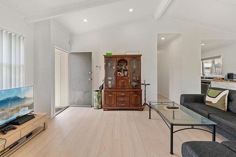 Photo of property in 7a Roseburn Place, Pakuranga, Auckland, 2010