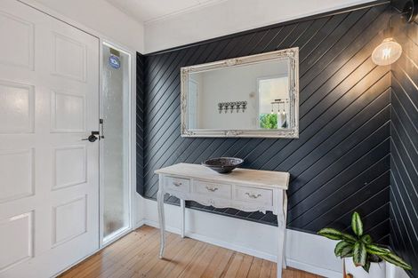 Photo of property in 12 Campbell Place, Pukehangi, Rotorua, 3015