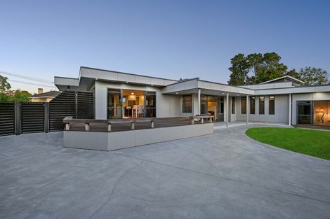 Photo of property in 15 Darley Street, Maeroa, Hamilton, 3200