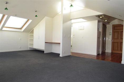 Photo of property in 195 The Terrace, Wellington Central, Wellington, 6011