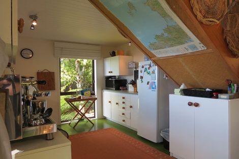 Photo of property in 515 Tuateawa Road, Tuateawa, Coromandel, 3583