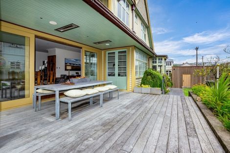 Photo of property in 111 Brougham Street, Mount Victoria, Wellington, 6011