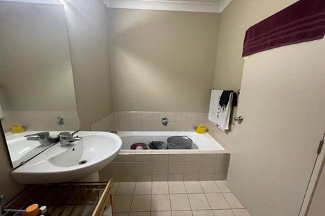 Photo of property in 12/44 Carlos Drive, Flat Bush, Auckland, 2016