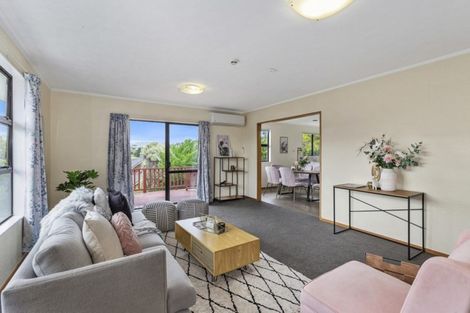 Photo of property in 33 Shackle Lane, Whitby, Porirua, 5024