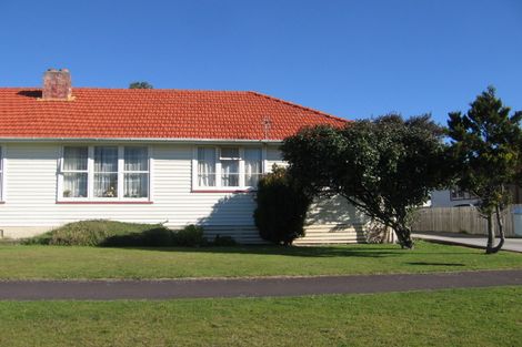 Photo of property in 26-28 Thames Street, Roslyn, Palmerston North, 4414