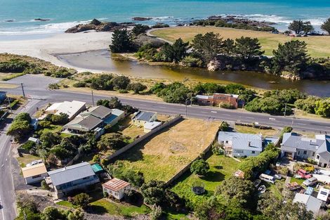 Photo of property in 1018 Brighton Road, Brighton, Dunedin, 9035