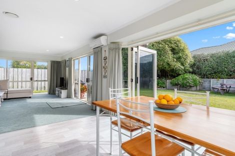 Photo of property in 129 Blake Boulevard, Papamoa Beach, Papamoa, 3118