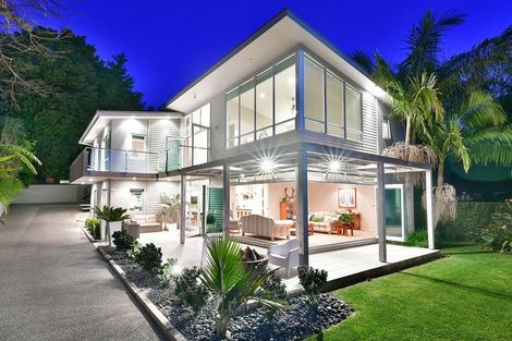 Photo of property in 58 The Circle, Manly, Whangaparaoa, 0930