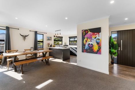 Photo of property in 32 Katania Heights, Brightwater, 7022