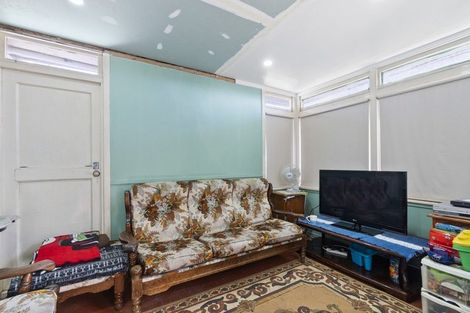 Photo of property in 100 Tuhikaramea Road, Dinsdale, Hamilton, 3204