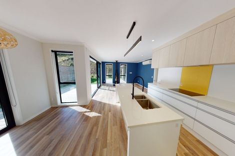 Photo of property in 122 Silverstream Road, Crofton Downs, Wellington, 6035