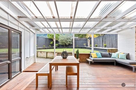 Photo of property in 21 Montana Road, Totara Park, Upper Hutt, 5018