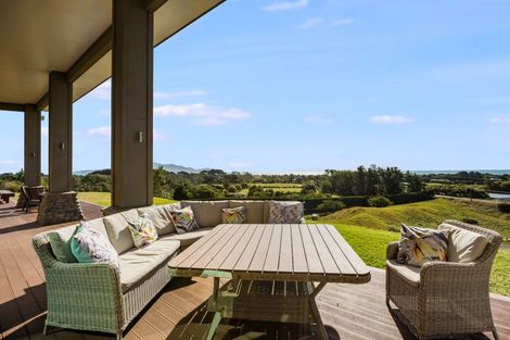 Photo of property in 187 Peka Peka Road, Peka Peka, Waikanae, 5391