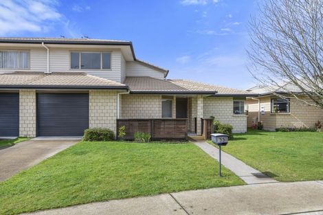 Photo of property in 33/64 Kawaha Point Road, Kawaha Point, Rotorua, 3010