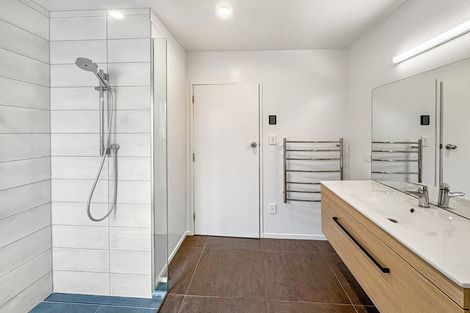 Photo of property in 23 Parkes Avenue, Saint Johns Hill, Whanganui, 4501