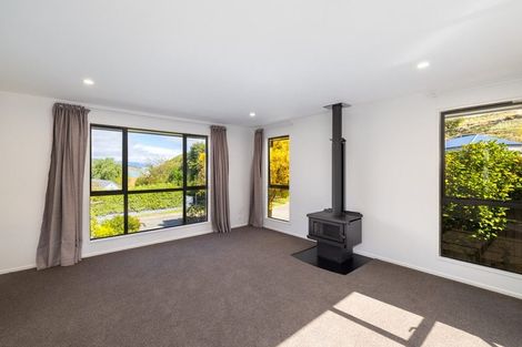 Photo of property in 6 Kaikomako Place, Cass Bay, Lyttelton, 8082