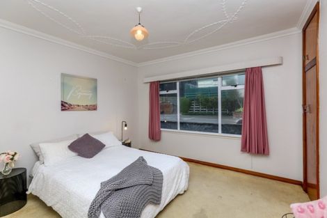 Photo of property in 69 South Road, Blagdon, New Plymouth, 4310