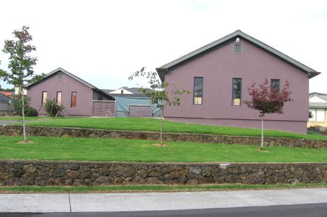 Photo of property in 48 Autumn Avenue, Glen Eden, Auckland, 0602