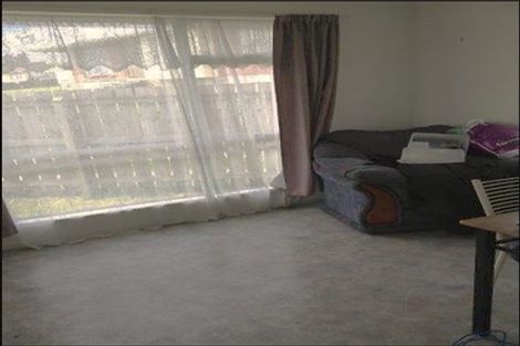 Photo of property in 28 Rena Place, West Harbour, Auckland, 0618