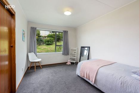 Photo of property in 18 Athol Place, Ravensbourne, Dunedin, 9022