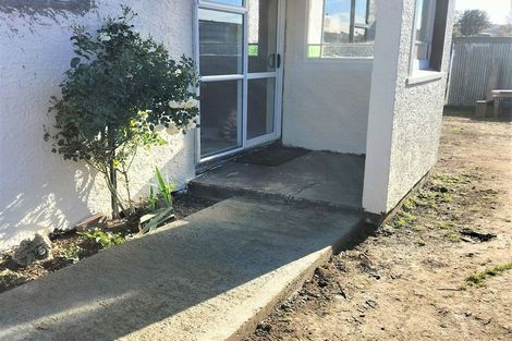 Photo of property in 33 Main Road, Owaka, 9535