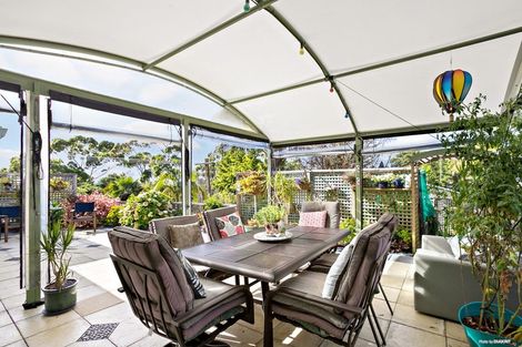 Photo of property in 14 Sunhill Road, Sunnyvale, Auckland, 0612