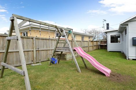 Photo of property in 8 Arawa Street, Frankton, Hamilton, 3204