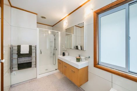 Photo of property in 1a Whareroa Road, Raumati South, Paraparaumu, 5032