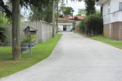 Photo of property in 12 Waterview Road West, Stanley Point, Auckland, 0624