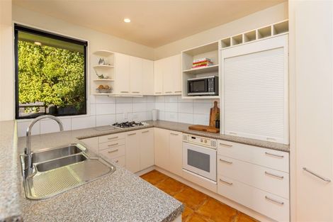 Photo of property in 9a Janice Place, Mount Pleasant, Christchurch, 8081