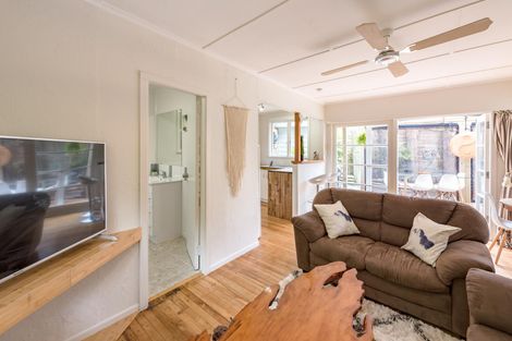 Photo of property in 57 Kings Road, Paihia, 0200