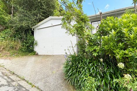 Photo of property in 37 Bird Grove, Stokes Valley, Lower Hutt, 5019