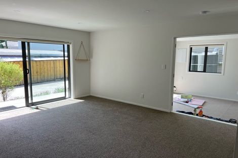 Photo of property in 40 Trinidad Road, Sunnynook, Auckland, 0620