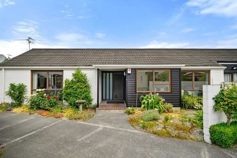 Photo of property in 2/7a Medbury Terrace, Fendalton, Christchurch, 8041