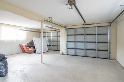 Photo of property in 10 Ruddenklau Lane, Bishopdale, Christchurch, 8053