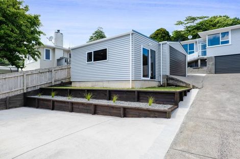 Photo of property in 9 Kenmore Street, Westown, New Plymouth, 4310
