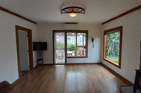 Photo of property in 26 Porterfield Street, Macandrew Bay, Dunedin, 9014