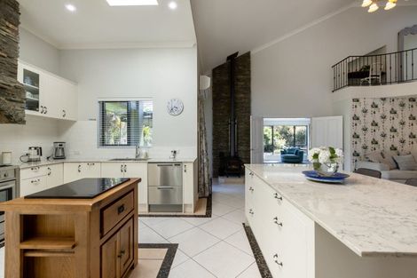 Photo of property in 70 Hollister Lane, Ohauiti, Tauranga, 3112