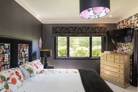 Photo of property in 15 Ake Ake Avenue, Hokowhitu, Palmerston North, 4410